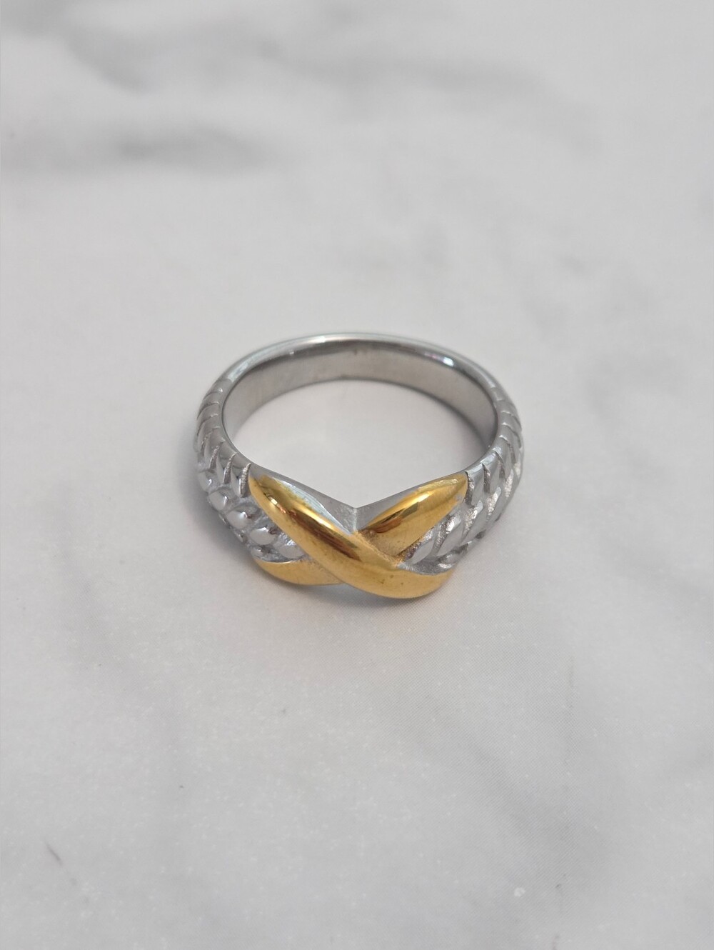 Two Tone Crossover X Band Ring Silver Gold Textured Statement Ring Size 8 - Picture 4 of 8